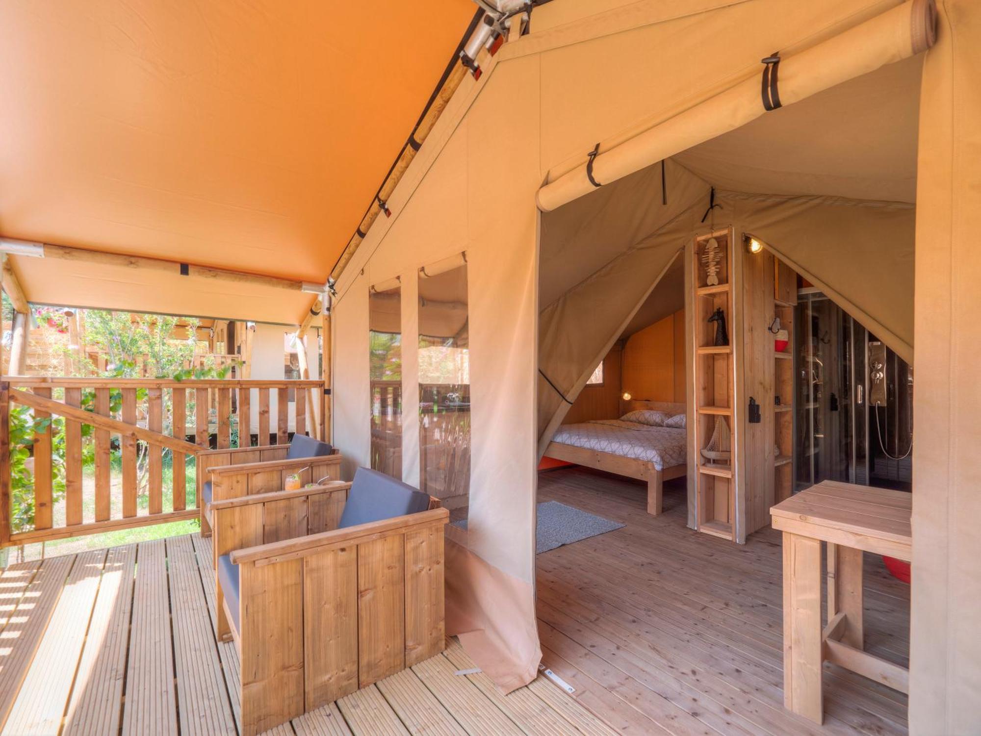 Sea Glamping Hotel Kotor Exterior photo